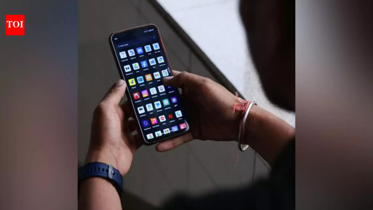 भारत में 28% मोबाइल घरेलू कंपनियों द्वारा बनाये जाते हैं