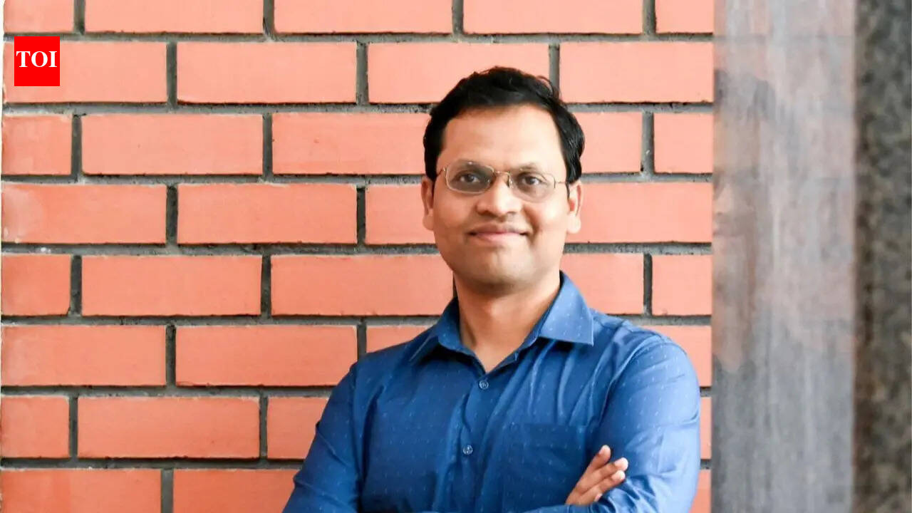 भारत को अपना स्वयं का एआई मॉडल बनाना चाहिए: सर्वम एआई