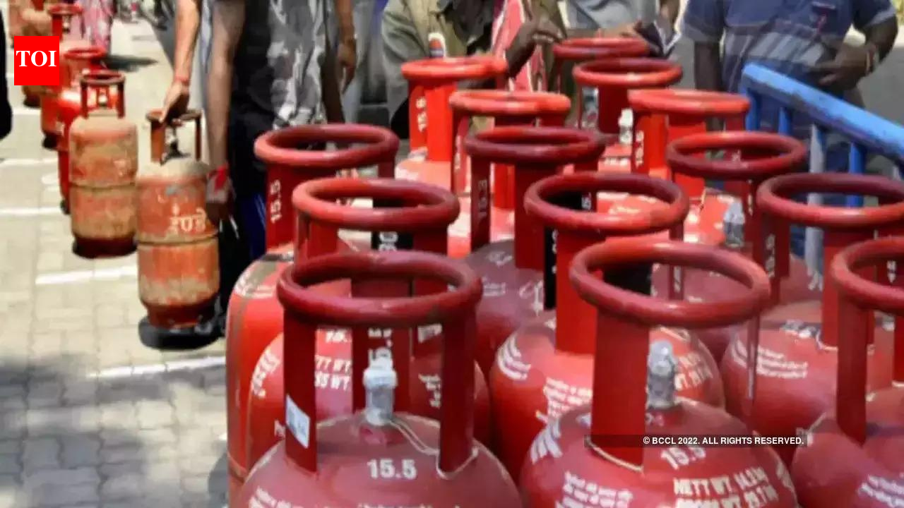 30-दिवसीय रणनीतिक एलपीजी रिजर्व बनाएं, सरकार ने ओएमसी को निर्देश दिया