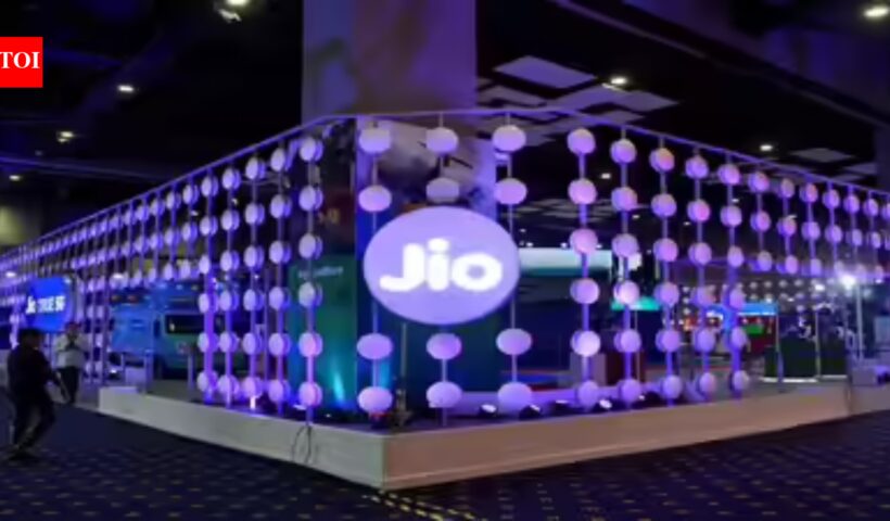 Jio IPO जोखिम कारक: स्पेक्ट्रम नवीनीकरण से लेकर AI नियमों तक, प्रमुख चुनौतियों को मसौदा पत्रों में दर्शाया गया है