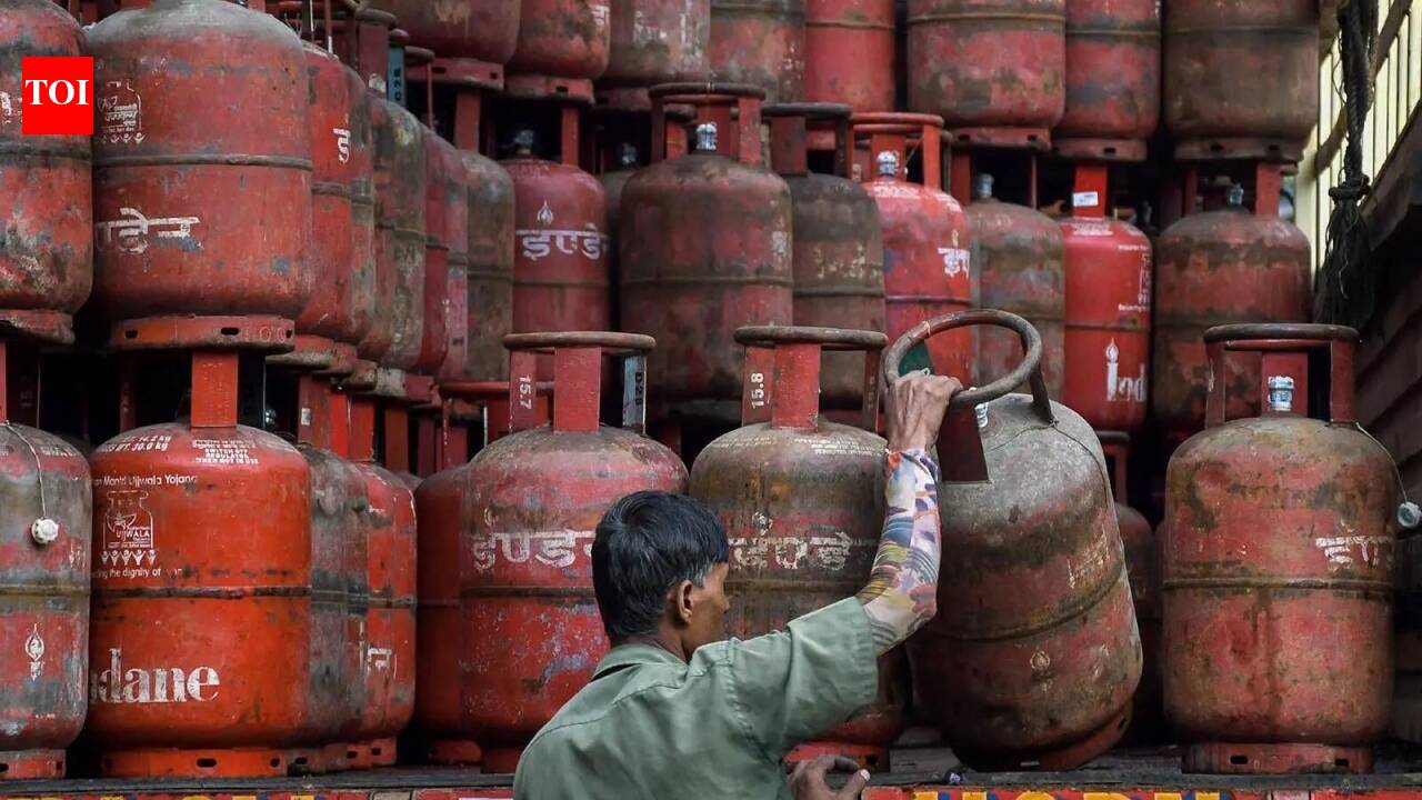 कारों के बाद, अब इथेनॉल आपकी रसोई तक पहुंच सकता है: इसे एलपीजी के साथ-साथ मुख्यधारा के खाना पकाने के ईंधन के रूप में पेश करने की योजना पर काम चल रहा है।
